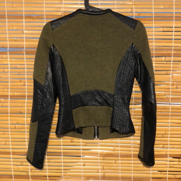 Tight dark green women’s motorcycle jacket - Picture 4 of 6